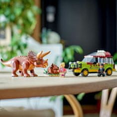 LEGO Jurassic World 76959 Skúmanie triceratopsa